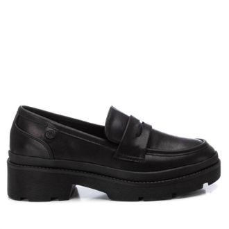 Xti Womens Casual Moccasins In Black