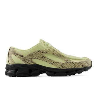 New Balance Unisex 1890A en Marr&oacute;n/Negro, Cuero, Talla 37.5