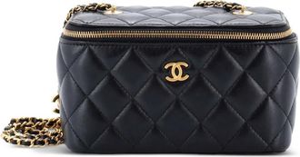 Chanel Coco de Toi Heart Vanity Case with Chain Quilted Lambskin Small crossbody bag - Nero