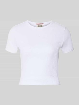 Scotch & Soda Cropped T-Shirt mit geripptem Rundhalsausschnitt in Weiss, Gr&ouml;&szlig;e M