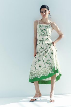 H&M Cotton dress with flared skirt in Ivory/floral at Nordstrom, Size X-Large
