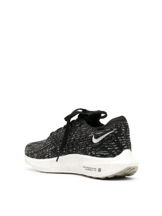 Nike Womens Pegasus Turbo Sneaker Black Rubber