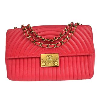 Chanel Surpique Chevron Cc Flap Quilted Lambskin Red Leather Handbag (Pre-Owned)