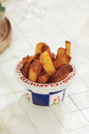 Anthropologie Lotta Ramekin