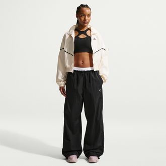 Nike Womens Nike Sportswear Loose High-Waisted Parachute Pants in Black | IF0334-010