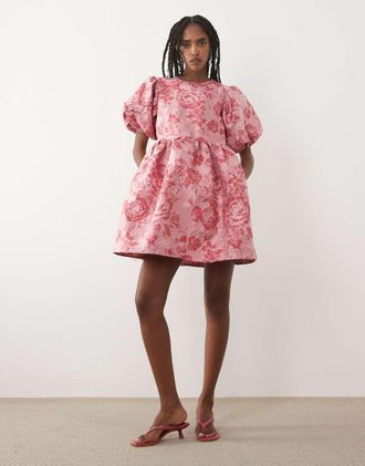 Sister Jane Dream Sister Jane - Vestito corto rosa a fiori jacquard con maniche a sbuffo in coordinato
