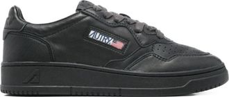 Autry Medalist Low Leren Sneakers - Dames - Sneakers - Zwart - 39 EU - Leer - Schoenen