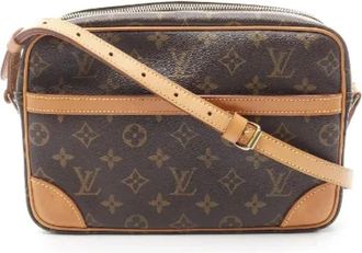 Louis Vuitton Pre-owned Cross Body Bags, female, Brown, Size: ONE SIZE Pre-owned Canvas shoulder-bags