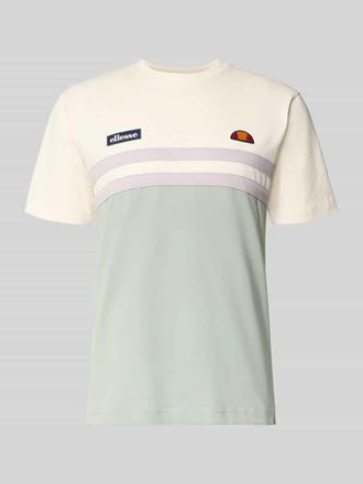 Ellesse T-Shirt mit Label-Stitchings und Rundhalsausschnitt in Mittelgrau, Gr&ouml;&szlig;e XXL