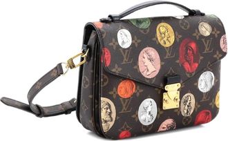 Louis Vuitton Pochette Metis Limited Edition Fornasetti Cameo Monogram Canvas crossbody bag - Bruin