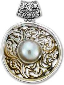 Samuel B. Grey Cultured Pearl Pendant in Silver/Mop at Nordstrom Rack