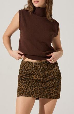 ASTR the Label Avah Turtleneck Wool Blend Sweater Vest in Brown at Nordstrom Rack, Size X-Small