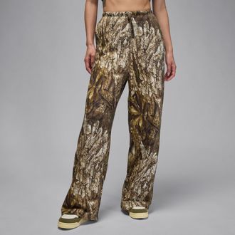 Nike Jordan Womens Jordan Brooklyn Fleece Open-Hem Pants in White | HV0475-133