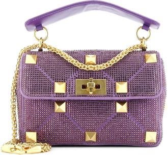 Valentino Garavani Roman Stud Flap Bag Embellished Suede Medium shoulder bag - Paars