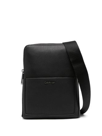 Calvin Klein Diagonal crossbodytas van imitatieleer - Zwart