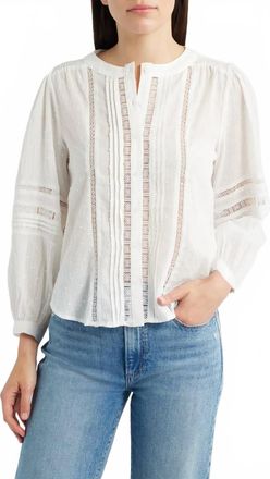 ZOE AND CLAIRE Kathryn Line Lace Blouse In Off White