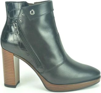 Nero Giardini Heeled Laarzen - Dames - Schoenen - Zwart - Maat: 40 EU Leer