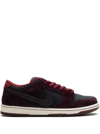 Nike x Riot Skateshop SB Dunk Low Mahogany/Dark Beetroot/Team Red/Sail/Night Maroon sneakers - men - Rubber/Fabric/Calf Leather - 10.5
