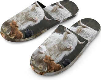 Generic Highland Cow Family Flannel Mens Slip-on Slippers Winter Warm House Shoes with Rubber Sole for Home Hotel