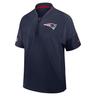 Nike New England Patriots Sideline Coach Nike Mens NFL 1/2-Zip Short-Sleeve Hooded Jacket in Blue | 03BO069K8K-2J5