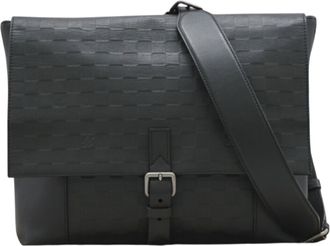 Louis Vuitton Black Leather Shoulder Bag (Pre-Owned)