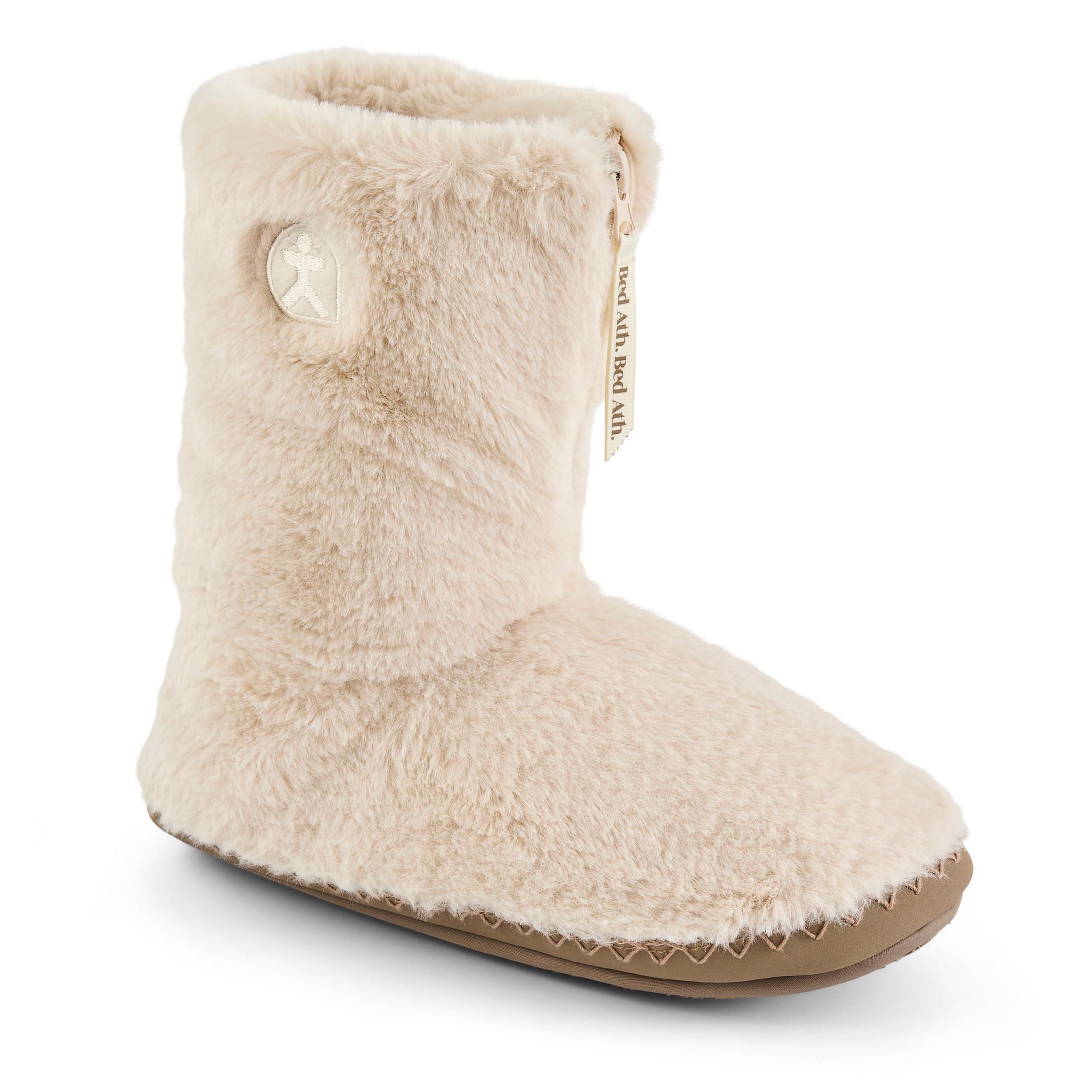 Bedroom Athletics Womens Marilyn Classic Faux Fur Slipper Boot
