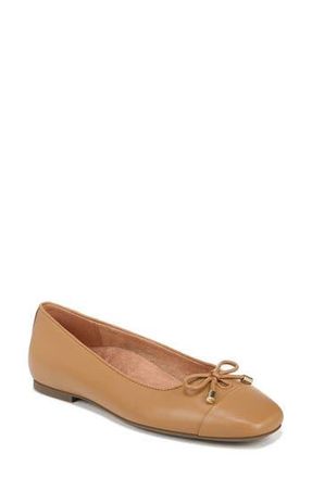 Vionic Klara Cap Toe Flat in Camel Leather at Nordstrom Rack, Size 9.5