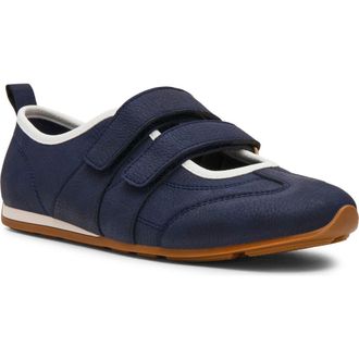 Dolce Vita Fabion Sneaker in Navy at Nordstrom Rack, Size 7.5