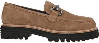 Pregunta FOOTWEAR - Loafers on YOOX.COM