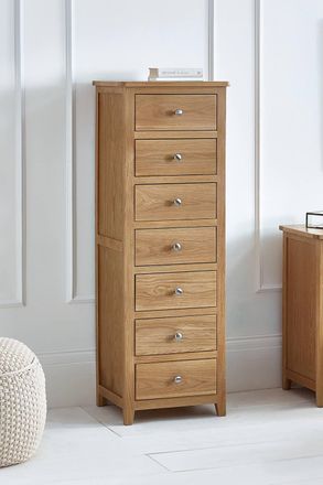 Julian Bowen Mallory 7 Drawer Slim Chest in Light Oak