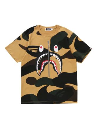 A Bathing Ape Shark Attack camouflage T-shirt - men - Cotton - M - Yellow
