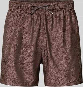 Emporio Armani Regular Fit Badeshorts mit Allover-Logo-Print in Mittelbraun, Gr&ouml;&szlig;e XXL