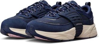 Nike Jordan Trunner O/S Sneaker in Midnight Navy/Pink Foam at Nordstrom, Size 11.5