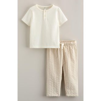 Nordstrom Henley T-Shirt & Pants Set in Ivory Egret- Tan Stripe at Nordstrom, Size 24M