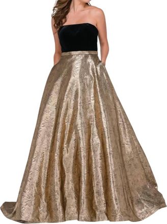Jovani Sleeveless Metallic Ballgown In Blk/gold
