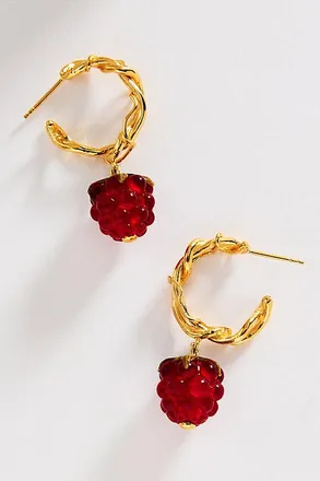 10 Decoart Romeo Julia Raspberry Hoop Earrings
