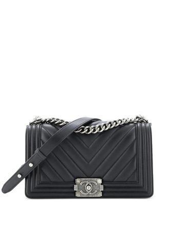 Chanel Boy Flap Bag Chevron Calfskin Old Medium shoulder bag - Zwart