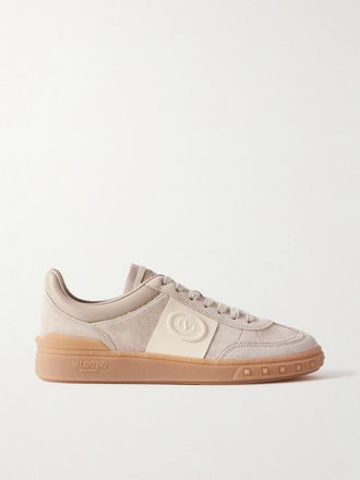 Valentino Garavani Sneakers In Camoscio Con Finiture In Pelle Upvillage - Marrone