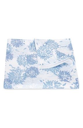 Matouk Chrysanthemum Duvet Cover in Blue at Nordstrom, Size Twin