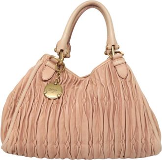 Bally Vintage Handbag Quilted Leather Leather Handbag (Pre-Owned)