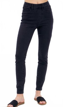 Judy Blue Pull-On Skinny Jeans In Black
