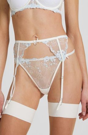 Hunkem&ouml;ller Peonie Lace Garter Belt in Snow White at Nordstrom, Size X-Large