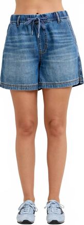 Judy Blue High Waisted Featherweight Baggy Shorts In Medium Wash