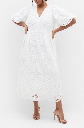 City Chic Kylee Lace Maxi Dress in Ivory at Nordstrom, Size Xs