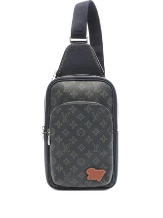 Louis Vuitton 2021 monogram cavnas messenger bag - Bruin