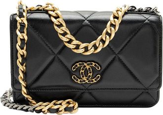 Chanel Black Lambskin 19 Wallet On Chain (Authentic Pre-Loved)