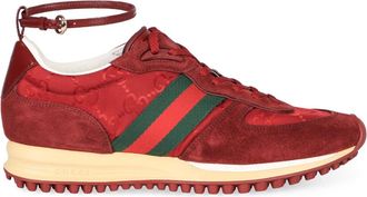 Gucci Schoenen, Dames, Rood, 39 EU, Su&egrave;de, Su&egrave;de sneakers met verstelbare enkelband