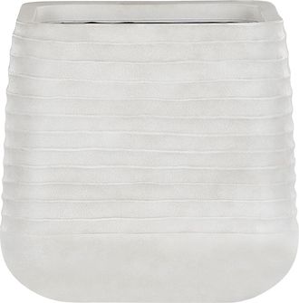 Beliani Maceta Grande De Poli Resina Color Blancuzco Jard&iacute;n Al Aire Libre Cuadrada 50 X 49 Cm Resistente Rayos Uv Parikia