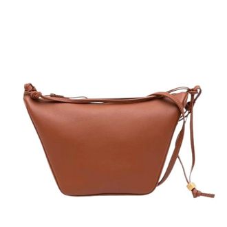 Loewe Pre-owned Cross Body Bags, female, Brown, Size: ONE SIZE Pre-owned Leather Shoulder Bag
