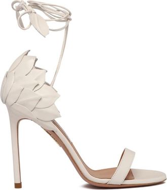 Aquazzura Witte Hibiscus Sandaal met Stiletto Hak - Dames - Sandalen met hakken - Wit - 37 EU - Su&egrave;de - Schoenen